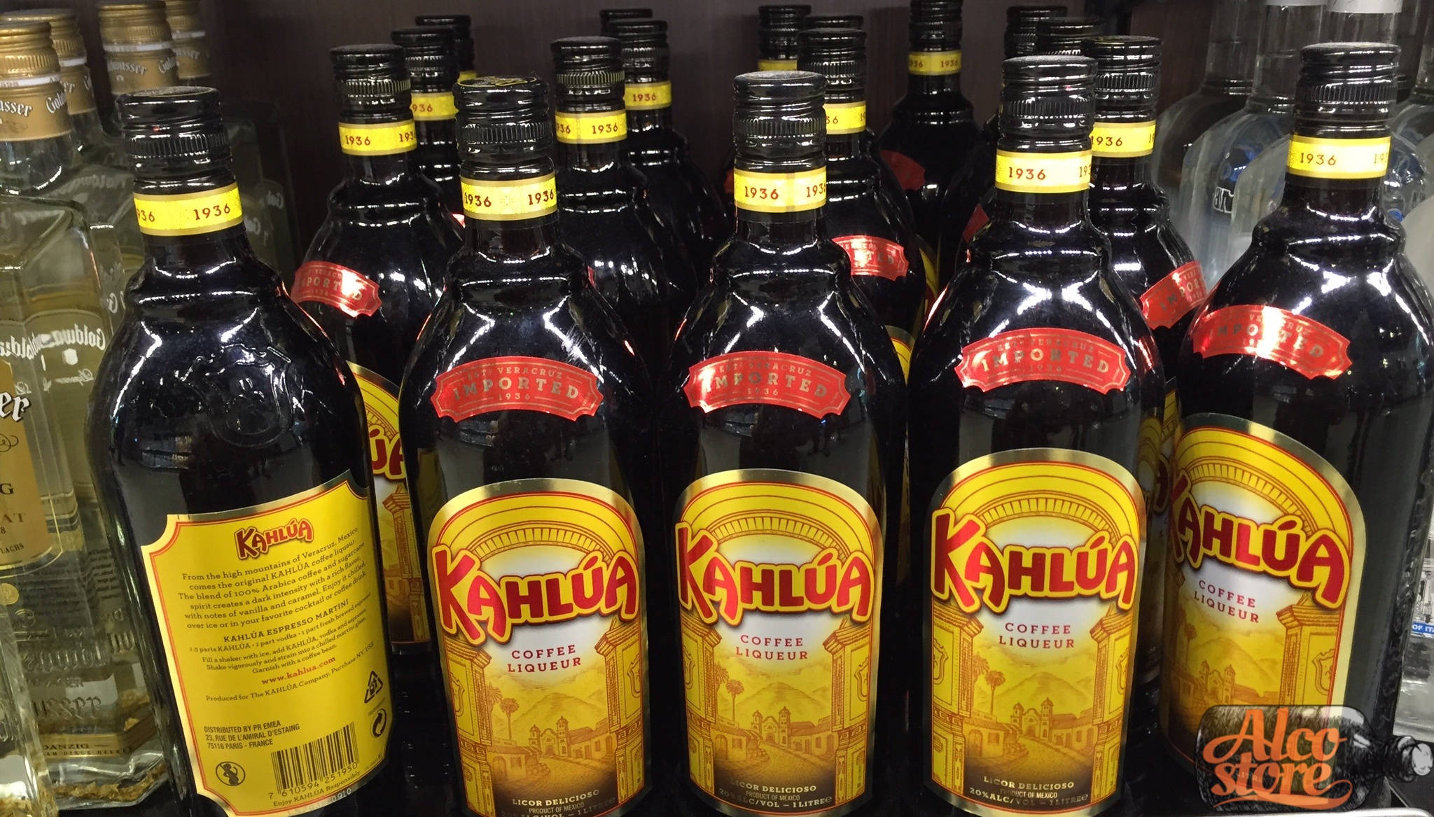 Ликер kahlua. Калуа. Кофейный ликер. Kahlúa ликер. Молочный Калуа.